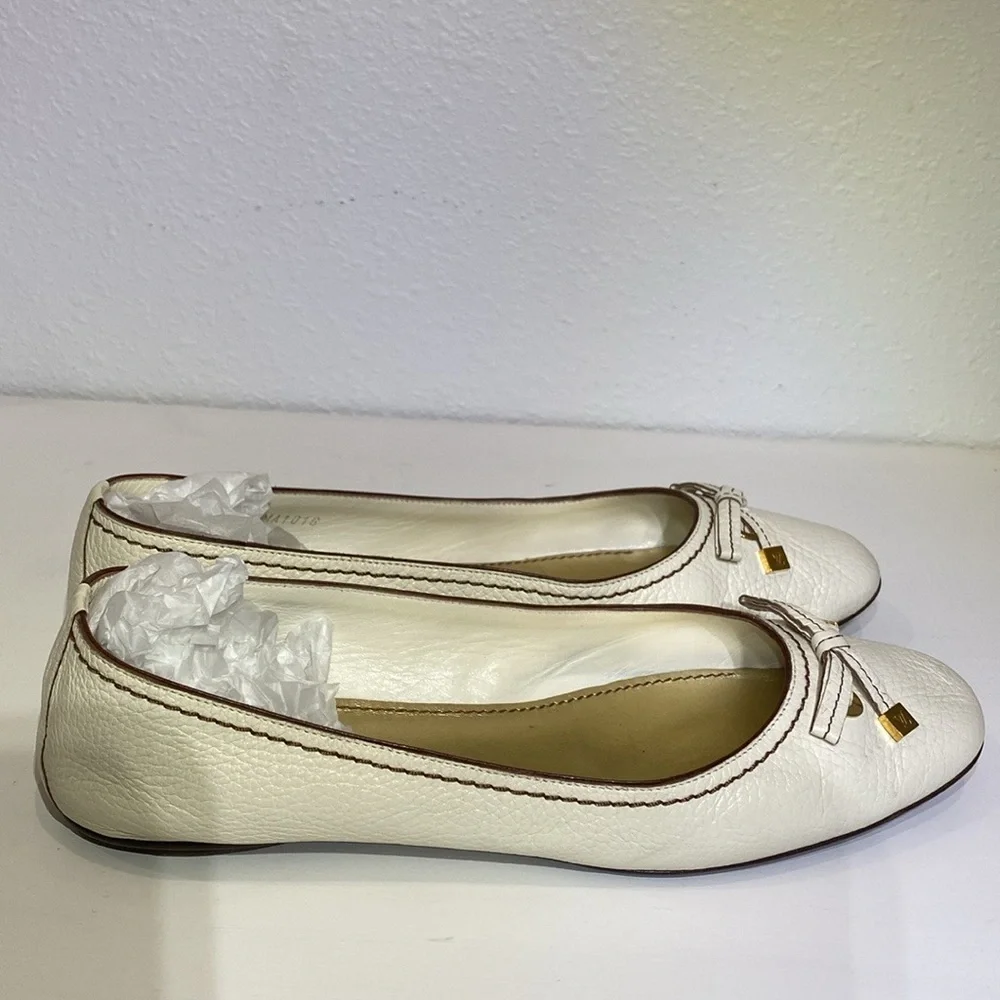 Louis Vuitton Leather Ballet Flats | Size 39 - Picture 9 of 16